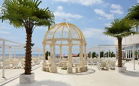 Hotel Taliana Beach